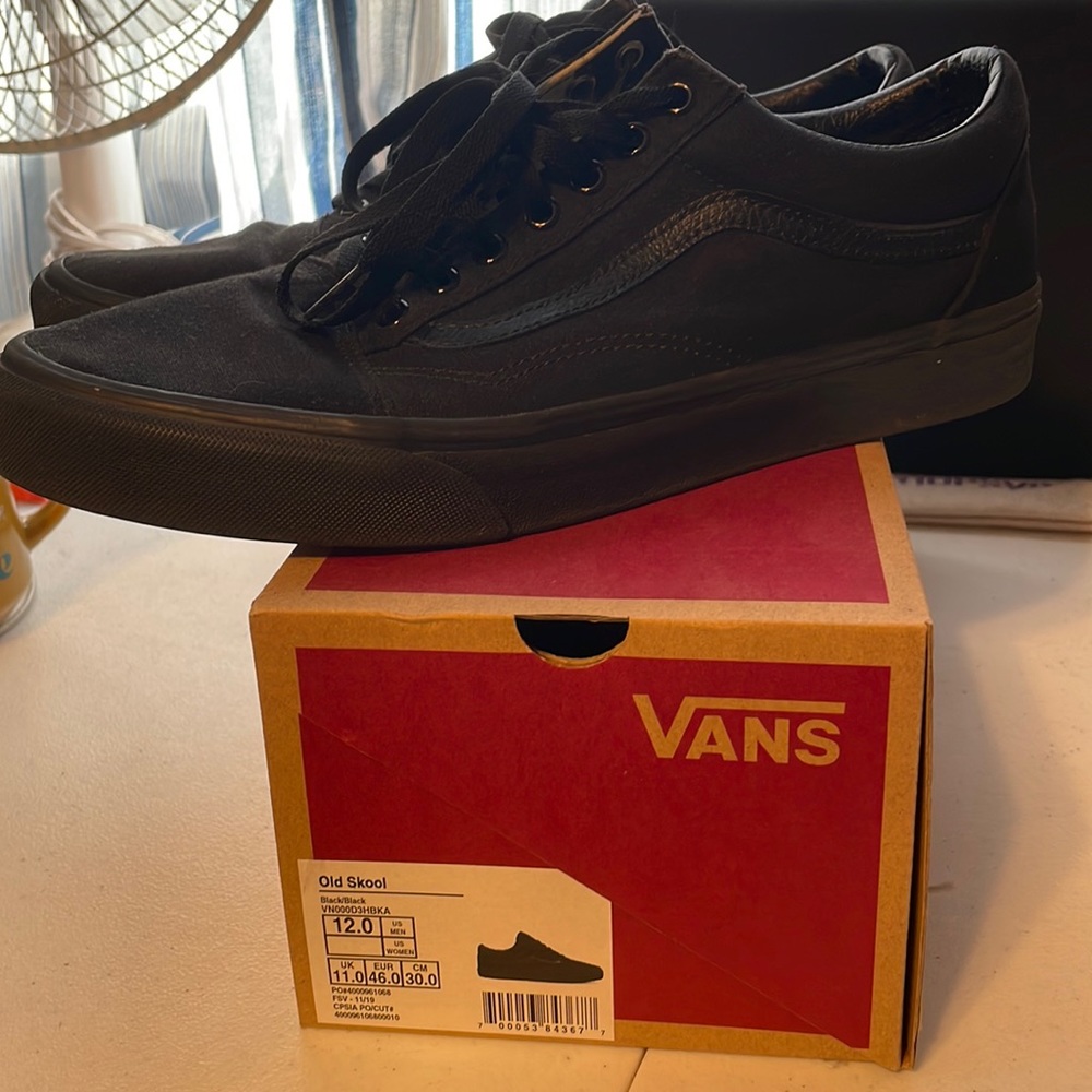 GREAT CONDITION‼️ Men’s Vans Old Skool Size 12.